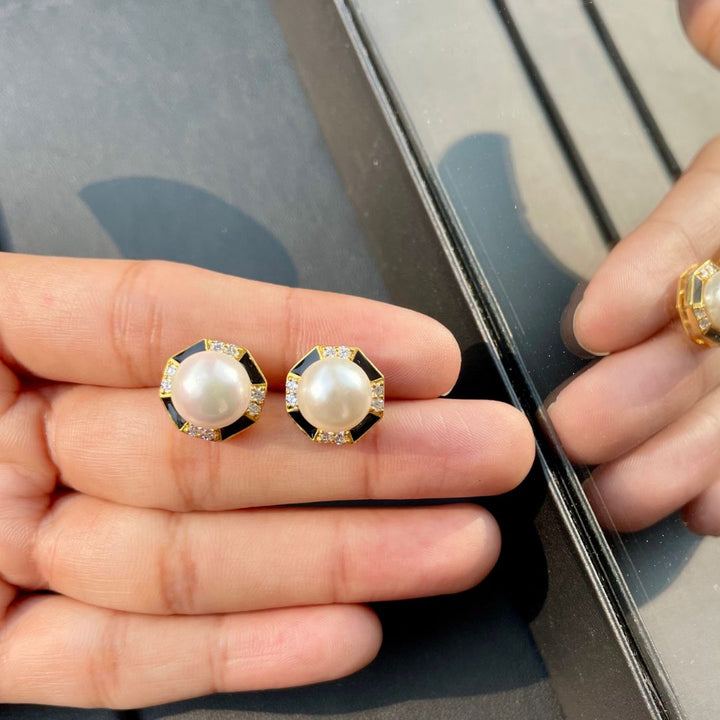 Moonlit Pearls Studs