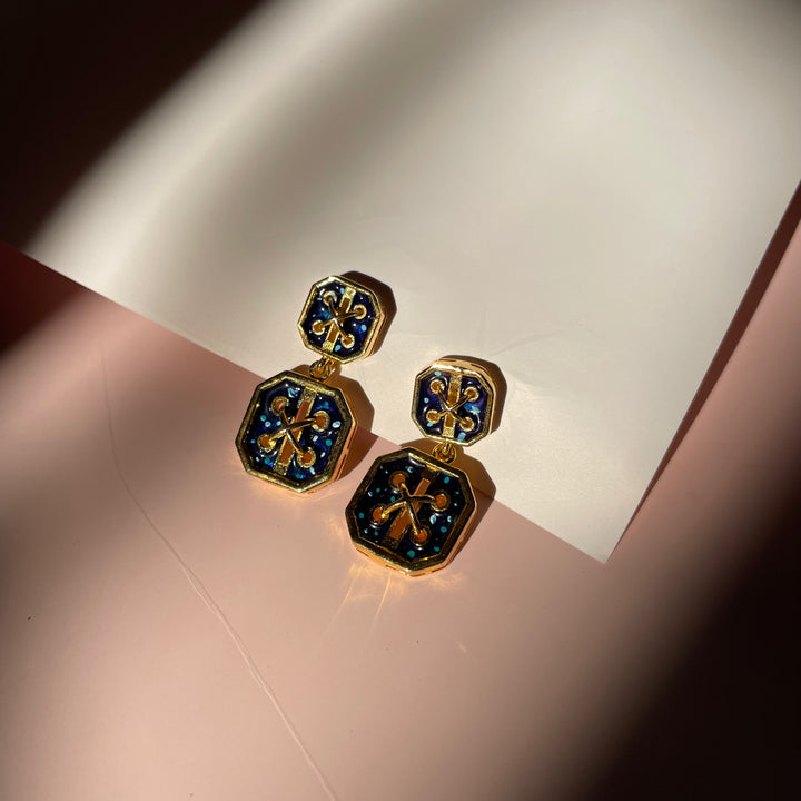 Midnight Sky Earrings – Elegance Meets Cosmic Inspiration